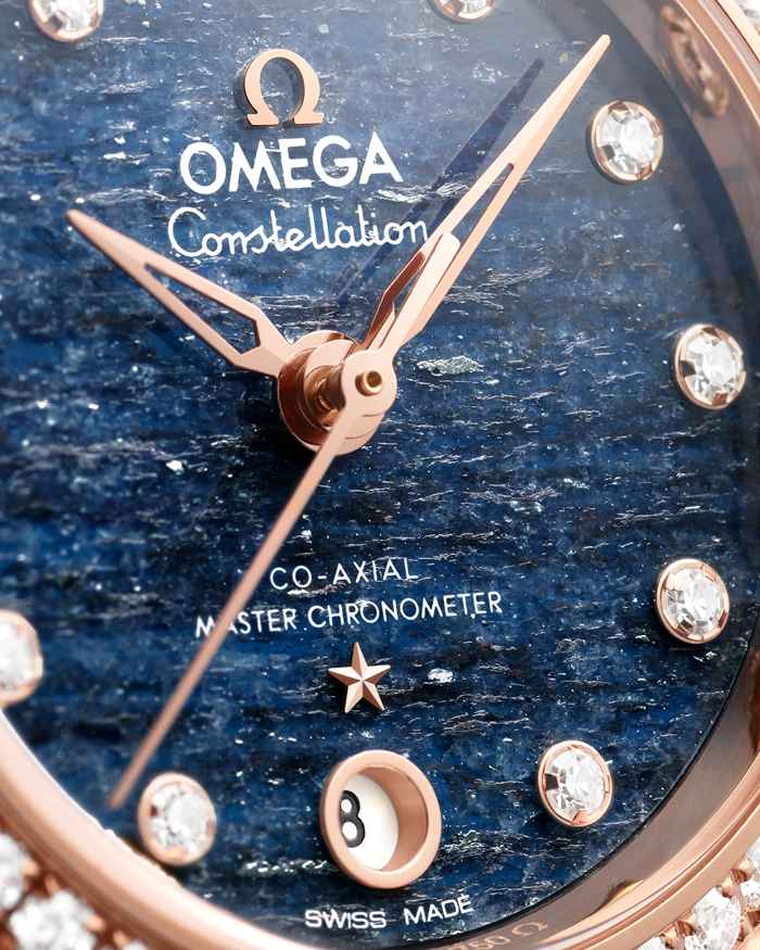 Omega Constellation 29 mm, ouro Sedna™ em bracelete de pele 131.58.29.20.99.006 - Image 3
