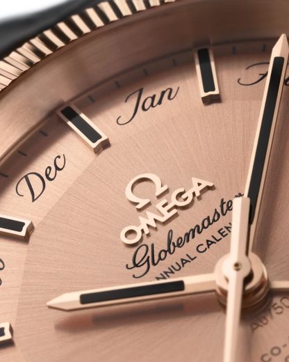 Omega Constellation Globemaster 41 mm, ouro Sedna™ em bracelete de pele 130.53.41.22.99.002 - Image 3