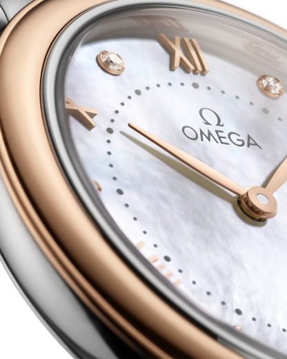 Omega De Ville Prestige 30 mm, aço - ouro Sedna™ em bracelete de pele 434.23.30.60.55.001 - Image 4