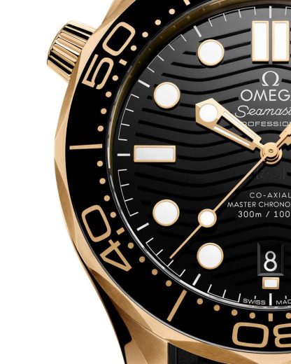 Omega Novidade Seamaster Diver 300M 42 mm, ouro Moonshine™ em bracelete de borracha 210.62.42.20.01.003 - Image 3