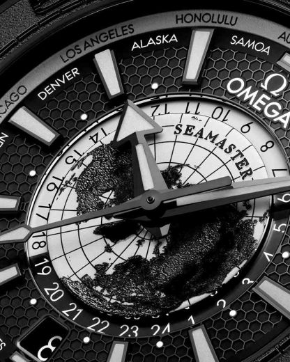Omega Novidade Seamaster PLANET OCEAN 600M 45,5 mm, cerâmica preta em bracelete de borracha 215.92.46.22.01.007 - Image 3