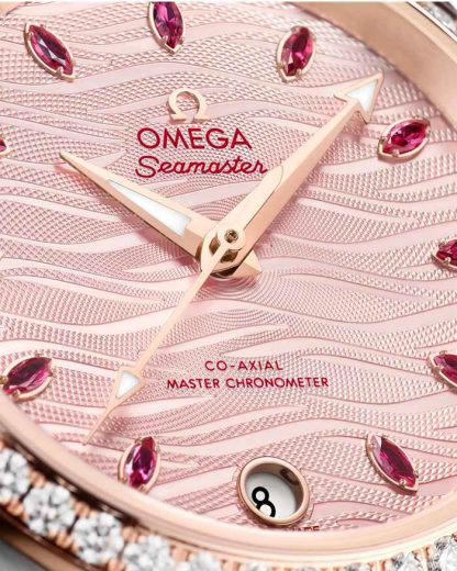 Omega Seamaster Aqua Terra 150M 34 mm, aço - ouro Sedna™ em aço - ouro Sedna™ 220.25.34.20.60.001 - Image 3