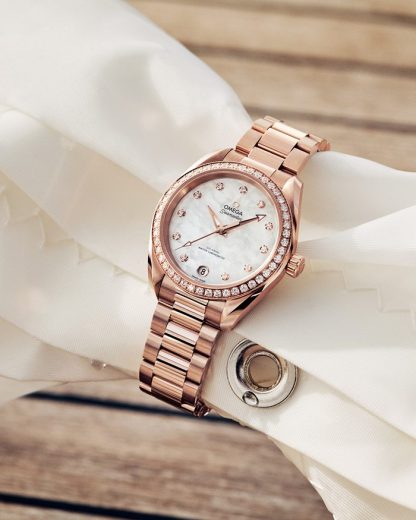 Omega Seamaster Aqua Terra 150M 34 mm, ouro Sedna™ em ouro Sedna™ 220.55.34.20.55.001 - Image 2