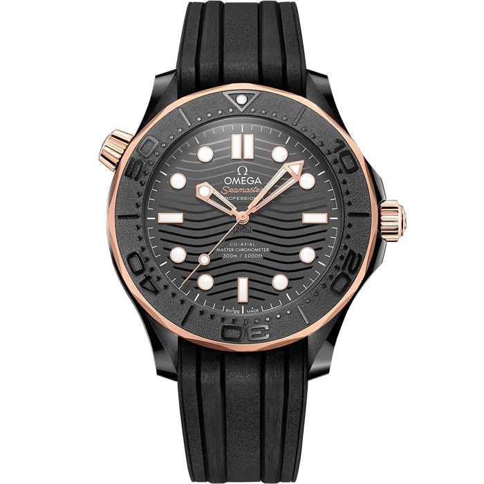 Omega Seamaster Diver 300M 43,5 mm, cerâmica preta em bracelete de borracha 210.62.44.20.01.001