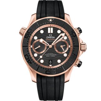 Omega Seamaster Diver 300M 44 mm, ouro Sedna™ em bracelete de borracha 210.62.44.51.01.001