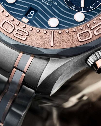 Omega Seamaster Diver 300M 44 mm, titânio - tântalo - ouro Sedna™ em titânio - tântalo - ouro Sedna™ 210.60.44.51.03.001 - Image 5