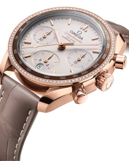 Omega Speedmaster 38 38 mm, ouro Sedna™ em bracelete de pele 324.68.38.50.02.003 - Image 4