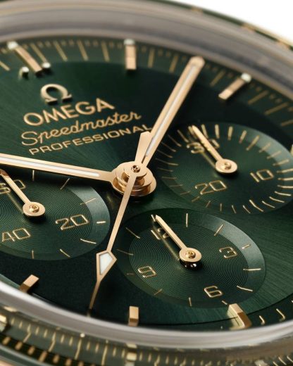 Omega Speedmaster Moonwatch Professional 42 mm, ouro Moonshine™ em ouro Moonshine™ 310.60.42.50.10.001 - Image 3