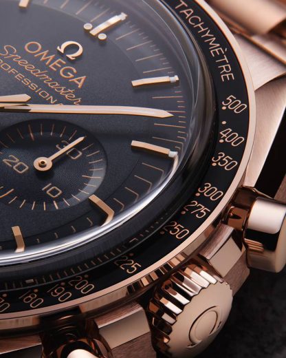 Omega Speedmaster Moonwatch Professional 42 mm, ouro Sedna™ em ouro Sedna™ 310.60.42.50.01.001 - Image 4